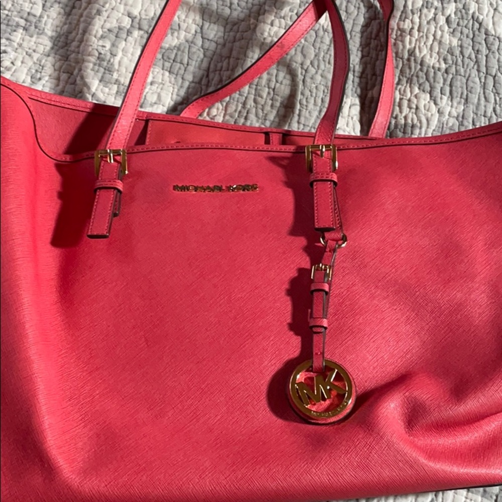 Michael Kors Purse (salmon color)